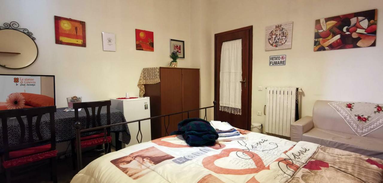 Le Stanze Di Ginevra - Via Tescione Hotel Caserta Eksteriør billede
